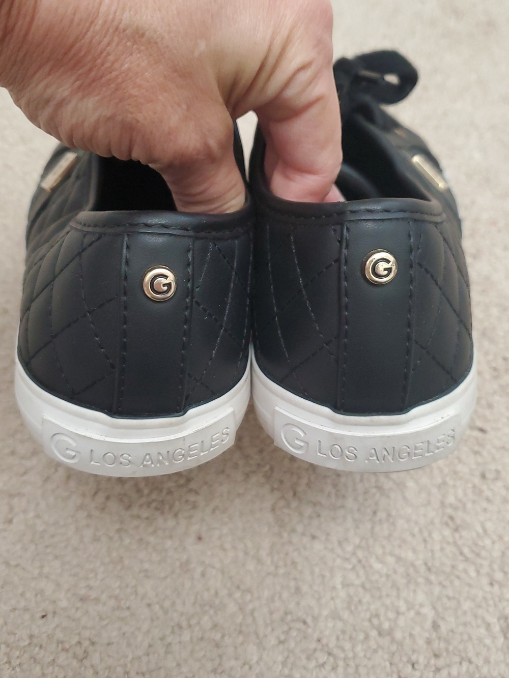Guess Sneakers Size 8 1/2M - Picture 5 of 12